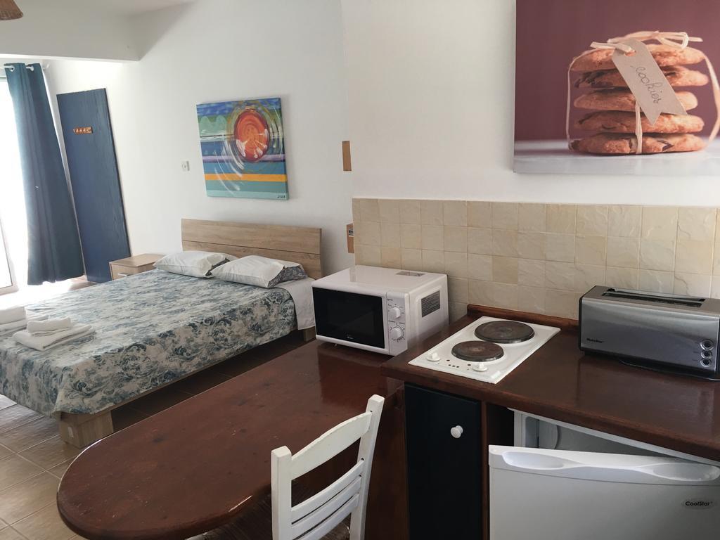 Periyiali Apartments Polis エクステリア 写真